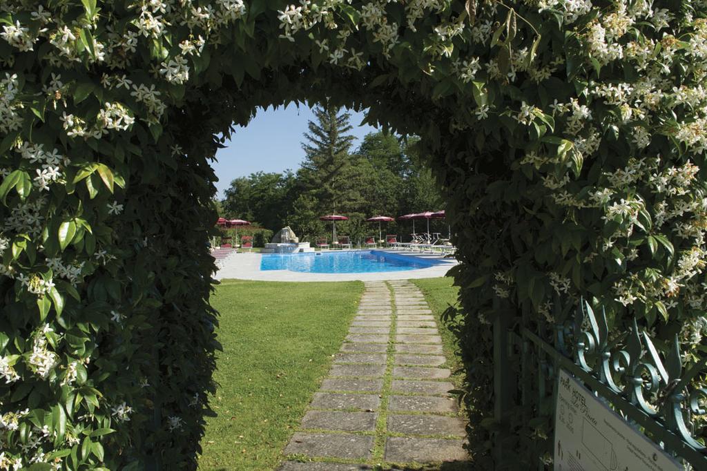 Park Hotel La Pineta Mulazzo Exteriör bild